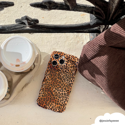 Wavy Phone Case - Leopard