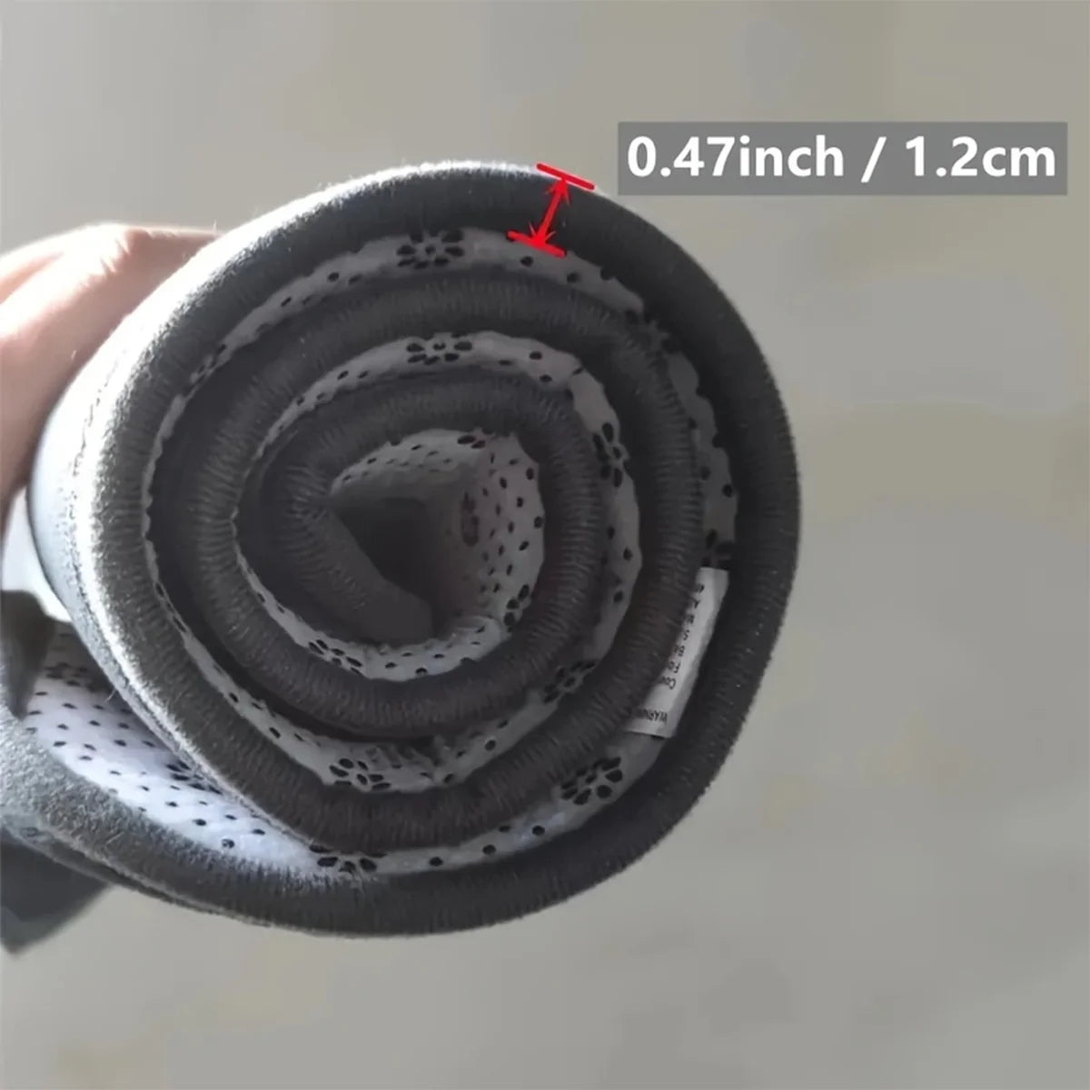 Thickened Absorbent Curved Bathroom Mat